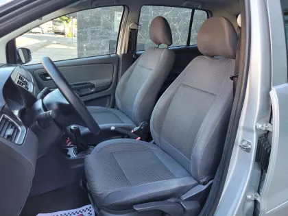 VOLKSWAGEN FOX 1.6 MI 8V FLEX 4P MANUAL