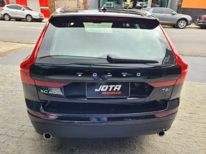 VOLVO XC60 2.0 T5 GASOLINA MOMENTUM AWD GEARTRONIC